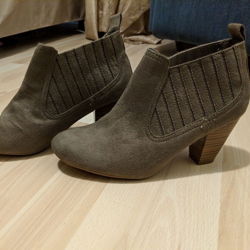 Tan Heeled Booties